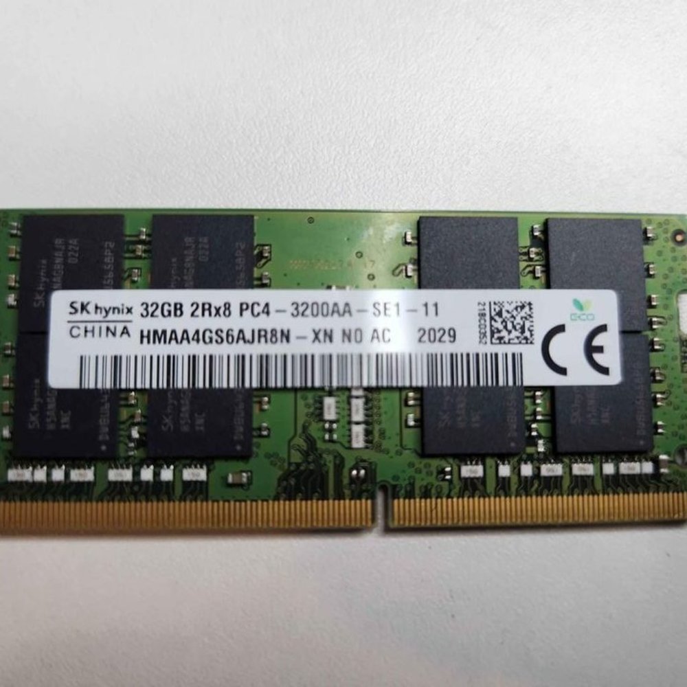 SK hynix DDR4 32GB 3200 MHz PC4 SODIMM Non-ECC memory single module